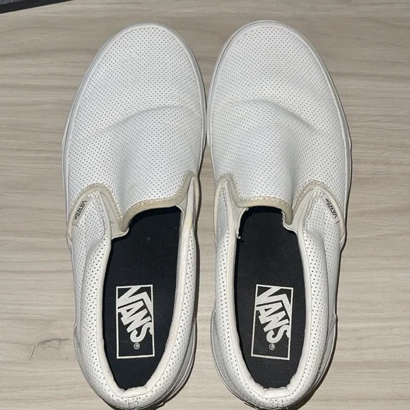 White Vans - Picture 2 of 6